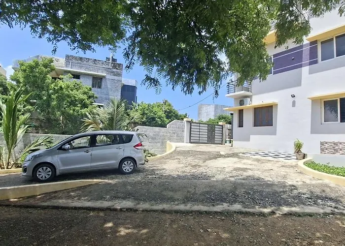 The Sparrow - Backpackers Hostel